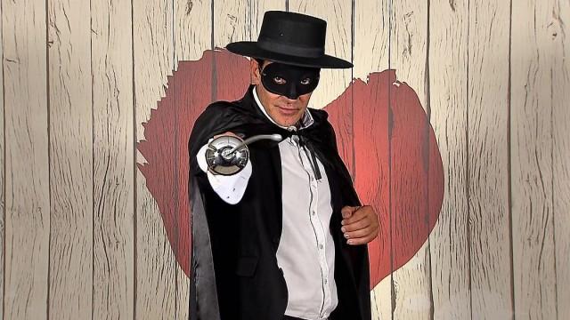 2219 - Tina y 'El Zorro' Banderas