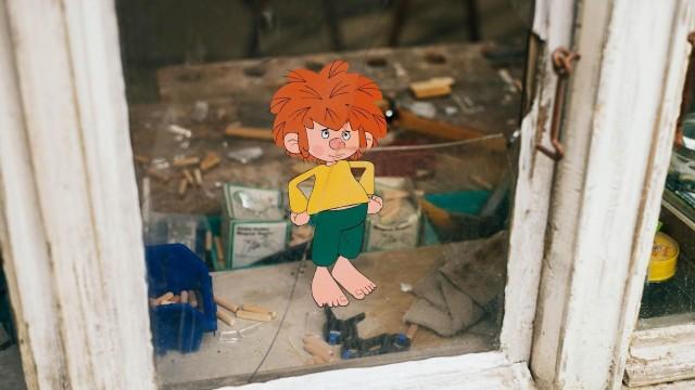 Pumuckl and the broken window