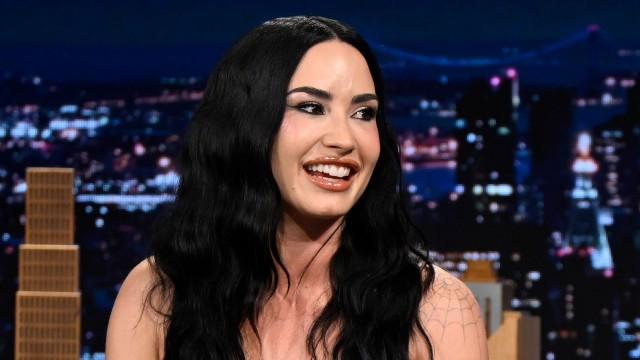 Demi Lovato, Sarah Michelle Gellar, Daniel Arsham