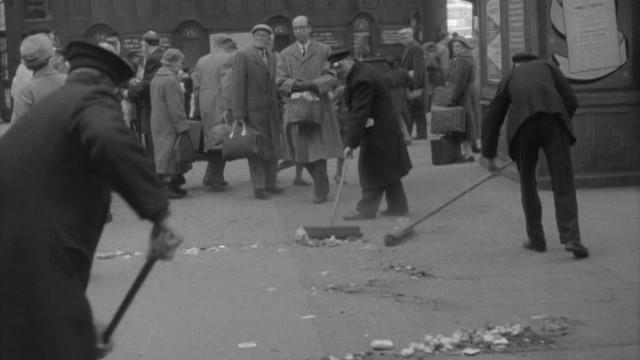 I am a Litter Basket