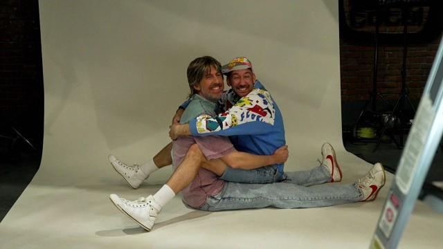 TV total Kalender: Puffi zieht blank!