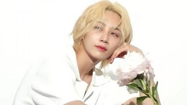 JEONGHAN 1st Look Photo Shoot Behind