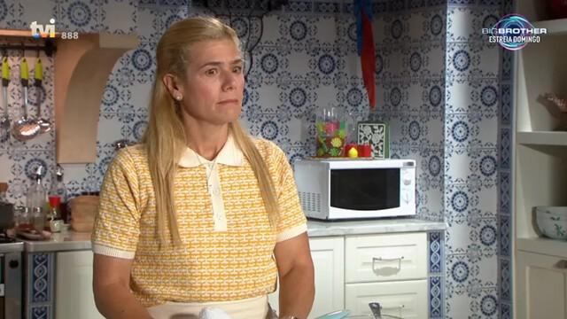 Fernando e Florinda marcam encontro às escondidas