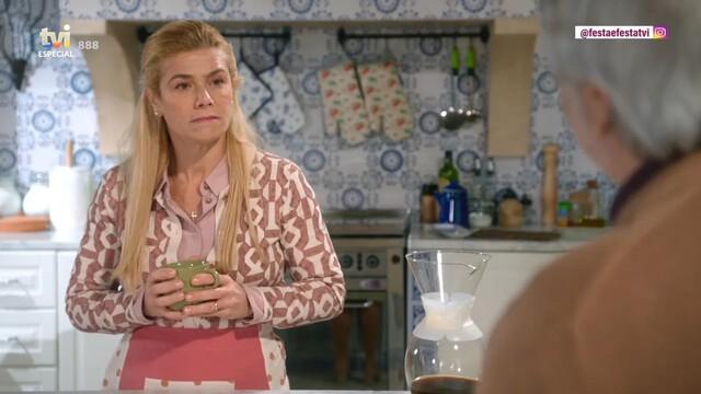 Florinda de rastos com revelação de Carlos
