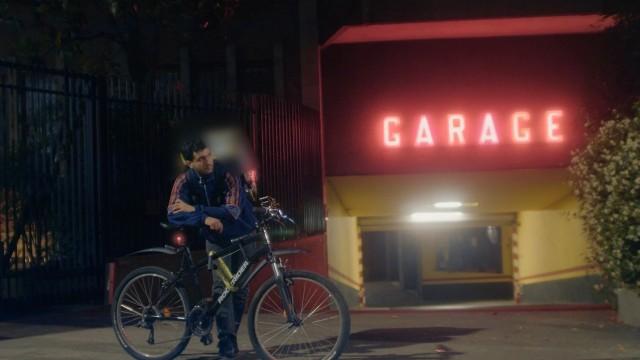 Drugs delivery (spaccio)