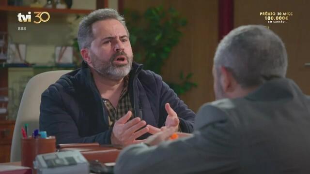 Peixoto confessa a Bino o que sente por Celeste
