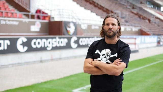 „Das Milliardenspiel“. Die verkaufte WM.