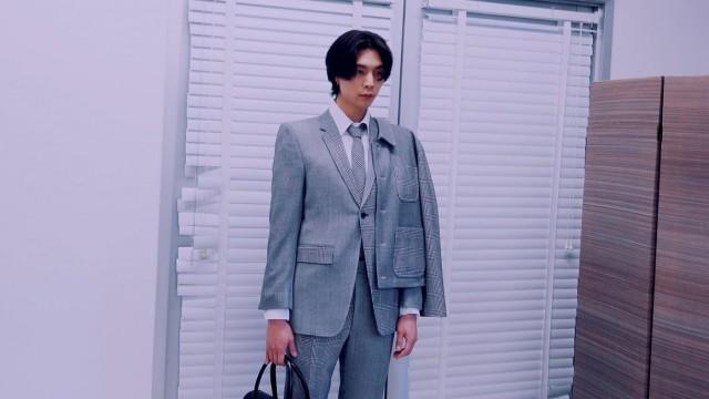 JOHNNY at NYFW, getting ready with Thom Browne