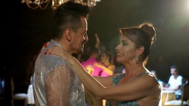Maicol y Doña Grace participan en un show de baile