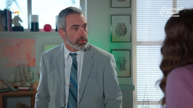 Bino tem comportamento impróprio com Betinha
