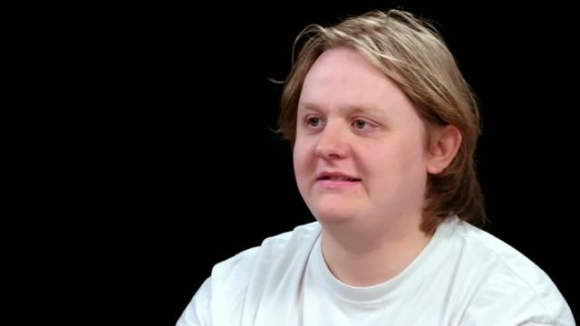 Lewis Capaldi Grasps for a Lifeline While Eating Spicy Wings